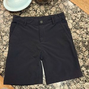 EUC boys All In Motion adjustable waist shorts, size m (8/10)